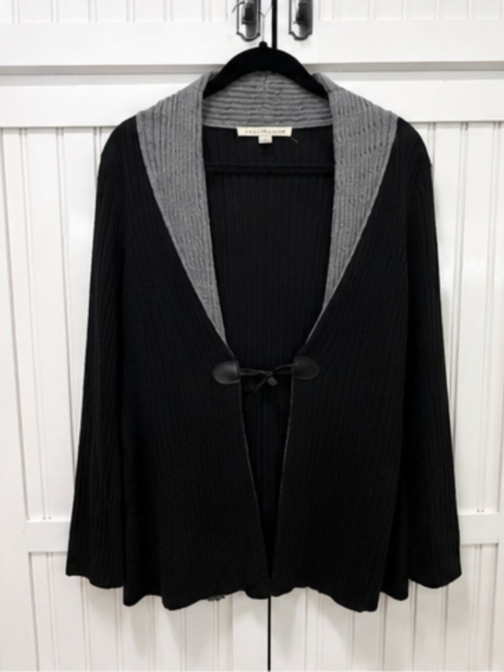 Debbie Morgan XL Black Gray NWT Cable Collar Toggle Cardigan Sweater